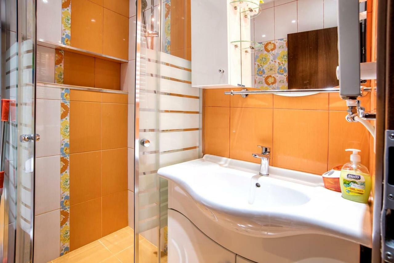 Spacious And Stylish Apartment In The Heart Of Sofia Plus Parking Buitenkant foto